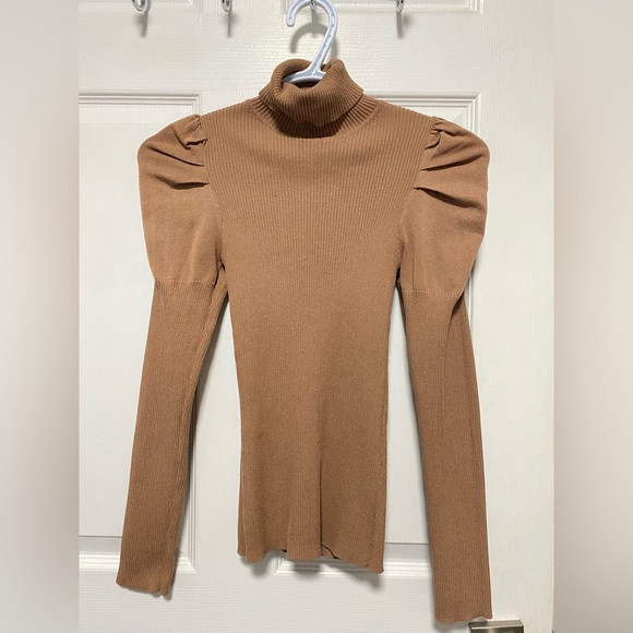 ASOS poof turtleneck - Picture 1 of 2
